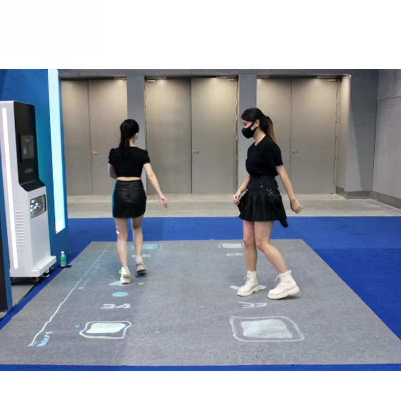Interactive Sports Projection  - đánh giá và giá Sports Equipment Advertisement